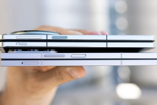 Samsung Galaxy Z Fold bản titan đầu tiên ra mắt vào tháng 10?