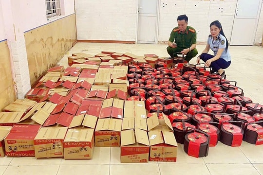 Phát hiện, thu giữ hàng trăm bánh trung thu không rõ nguồn gốc