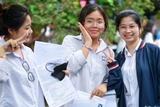 Kỳ thi tốt nghiệp THPT từ năm 2025: Không quy đổi điểm 10 cho thí sinh được miễn thi Ngoại ngữ