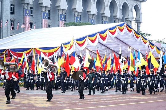 Malaysia kỷ niệm Quốc khánh với lễ diễu hành và trình diễn ấn tượng