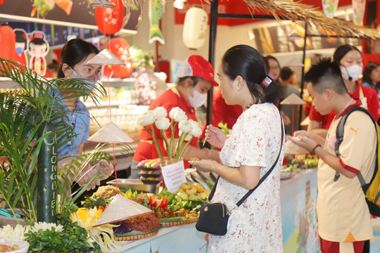 Đưa hàng chất lượng cao đến với người tiêu dùng