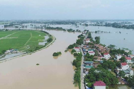 Hà Nội ban hành công điện khẩn ứng phó lũ lớn trên các tuyến sông