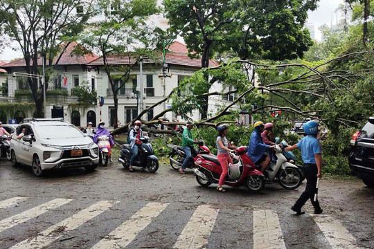 Đầu giờ chiều 8-9, cơ bản bảo đảm giao thông thông suốt