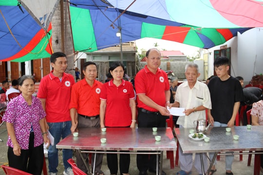 Trung ương Hội Chữ thập đỏ cứu trợ khẩn cấp 900 hộ thiệt hại do bão số 3