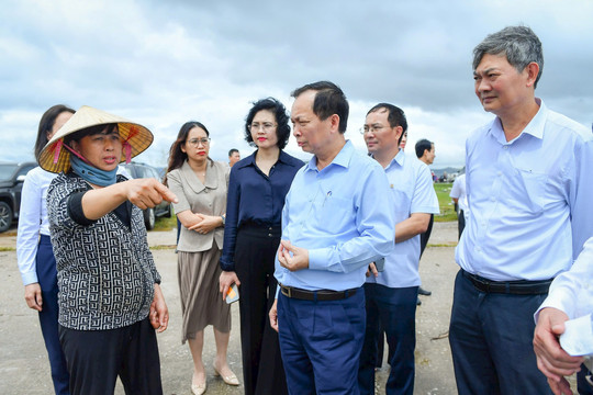 Ngân hàng hoãn, giãn nợ, cho vay mới giúp người dân phục hồi sau bão số 3