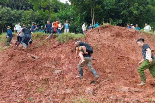 Lào Cai: Thông tin tìm thấy 17 hộ với 70 nhân khẩu tại xã Cốc Lầu là chưa chính xác