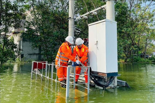 Hà Nội: Một số khu vực ngập sâu của 3 huyện chưa bảo đảm an toàn cung cấp điện