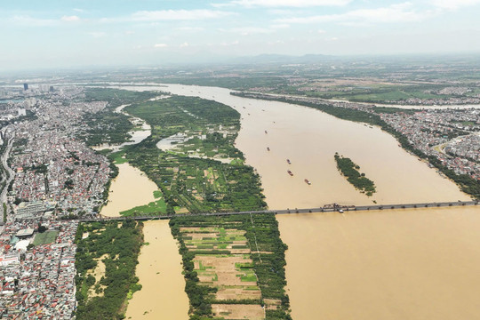 Cơ hội “vàng” để quy hoạch đô thị ven sông Hồng đột phá