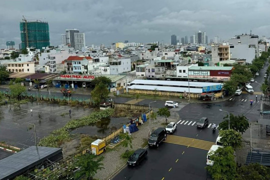 Mưa lớn gây nguy cơ ngập lụt tại Đà Nẵng