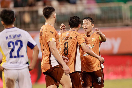 Thi đấu thăng hoa, Hoàng Anh Gia Lai có chiến thắng thứ 2 tại V.League