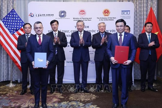 Doanh nghiệp Việt Nam - Hoa Kỳ ký kết 6 văn kiện hợp tác