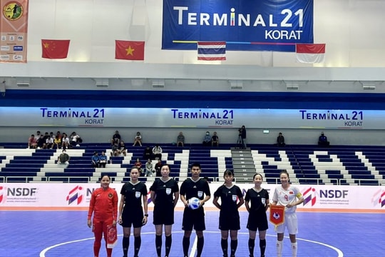 Futsal nữ Việt Nam thắng thuyết phục Indonesia