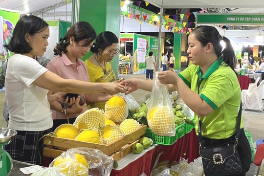 Tuần hàng trái cây, nông sản năm 2024 mở cửa đến hết ngày 6-10