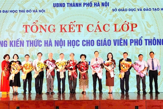 Hơn 5.000 giáo viên hoàn thành lớp bồi dưỡng kiến thức Hà Nội học