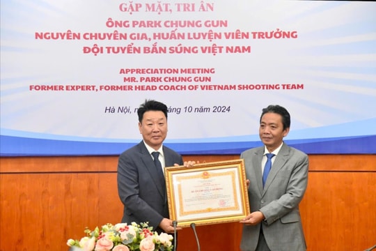 Vinh danh nguyên HLV trưởng đội tuyển bắn súng Việt Nam Park Chung-gun