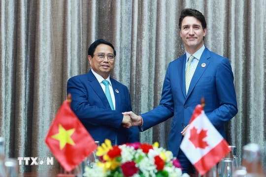 Hội nghị Cấp cao ASEAN: Thủ tướng Phạm Minh Chính gặp Thủ tướng Canada Justin Trudeau