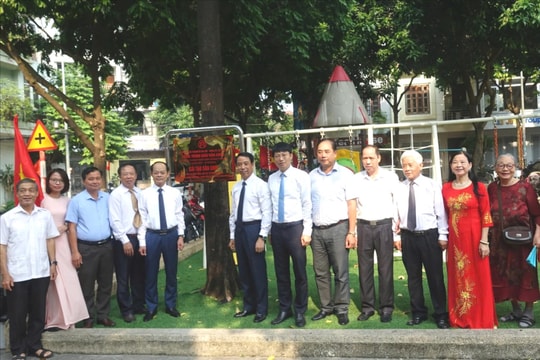 Cầu Giấy gắn biển 9 công trình “Dân vận khéo”