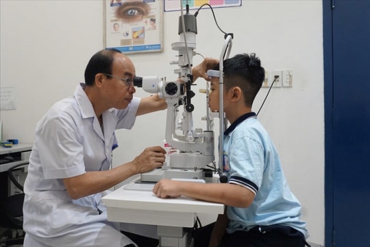 Hà Nội: "Giật mình" khi trường tiểu học có 42,9% học sinh cận thị