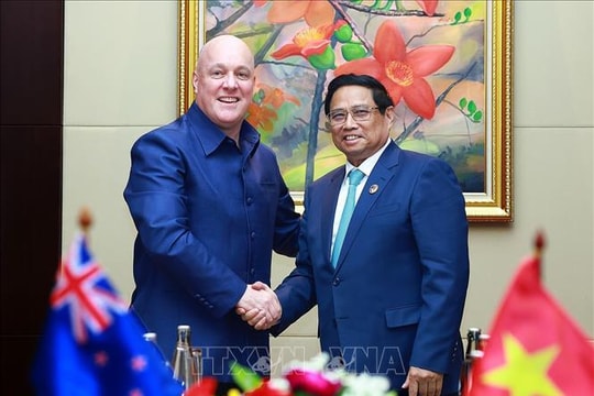 Thủ tướng Phạm Minh Chính gặp Thủ tướng New Zealand