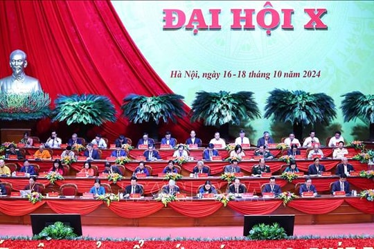 Hướng về nhân dân, chăm lo tốt hơn cho nhân dân