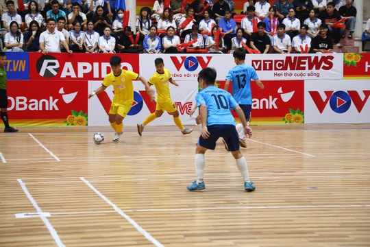 Trường ĐH Kinh tế - Kỹ thuật Công nghiệp vô địch giải Futsal sinh viên Hà Nội 2024