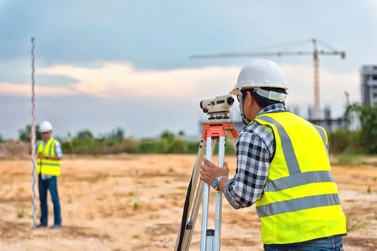 Hà Nội Công bố danh mục thủ tục hành chính lĩnh vực đo đạc, thủy lợi