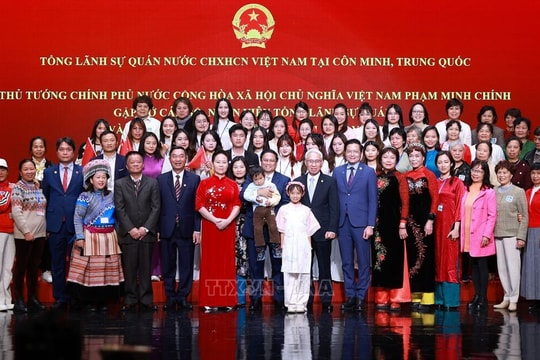 Thủ tướng Phạm Minh Chính gặp gỡ cộng đồng, dự Lễ hội Văn hóa – Du lịch Việt Nam tại Vân Nam