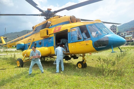 Vụ máy bay rơi tại Bình Định: Phi công Nguyễn Hồng Quân đang trên đỉnh núi, sức khỏe bình thường