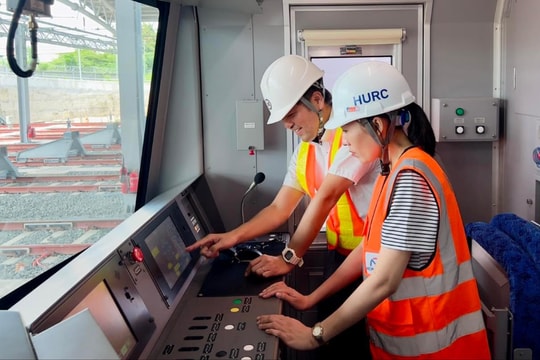 Tuyến metro số 1 (Bến Thành - Suối Tiên) chính thức vận hành 100% công suất