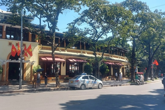 Hà Nội lạnh về đêm và sáng, nắng hanh, oi nóng về trưa và chiều