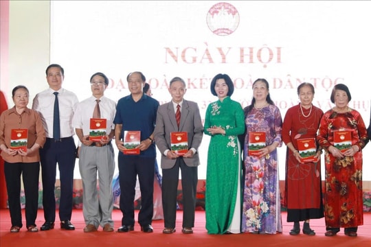 Xây dựng địa phương đoàn kết, an toàn, đảm bảo an sinh xã hội