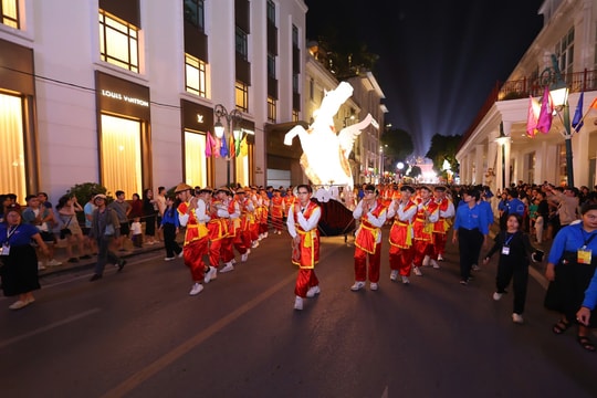 Ấn tượng Lễ hội thiết kế sáng tạo Hà Nội 2024: Đã có hơn 3 vạn người trải nghiệm