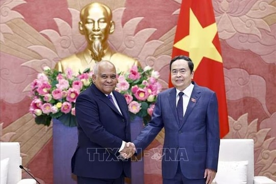 Chủ tịch Quốc hội Trần Thanh Mẫn tiếp Đại sứ Cuba