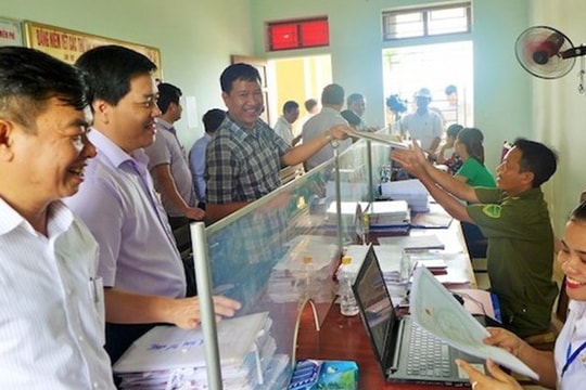 Đề xuất không trừ tỷ lệ lương hưu với cán bộ xin nghỉ hưu vì không đủ tuổi tái bổ nhiệm
