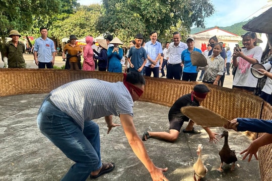 Ba Vì đặt mục tiêu cao trong thực hiện nếp sống văn minh