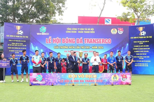 Xí nghiệp buýt Yên Viên vô địch giải bóng đá Transerco lần thứ XVII