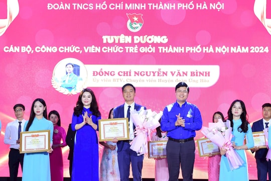 Hà Nội: Tuyên dương 24 cán bộ công chức, viên chức trẻ xuất sắc