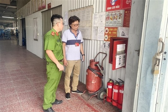 Huyện Gia Lâm Tập huấn tại các "Tổ liên gia an toàn phòng cháy chữa cháy"
