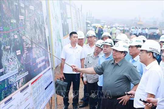 Thủ tướng Phạm Minh Chính : Xử lý nghiêm cán bộ gây cản trở, chậm trễ trong triển khai sân bay Long Thành