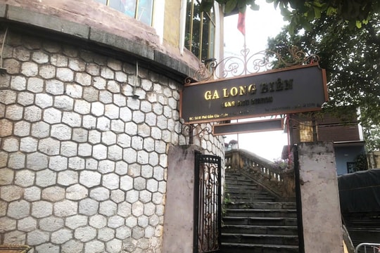 Hoài niệm về Hà Nội xưa qua không gian nghệ thuật ga Long Biên