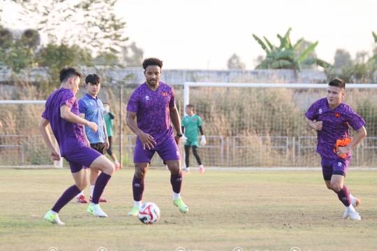 Tiền đạo Nguyễn Xuân Son: “Với tôi, vai trò nào ở đội tuyển Việt Nam cũng là niềm vinh dự”