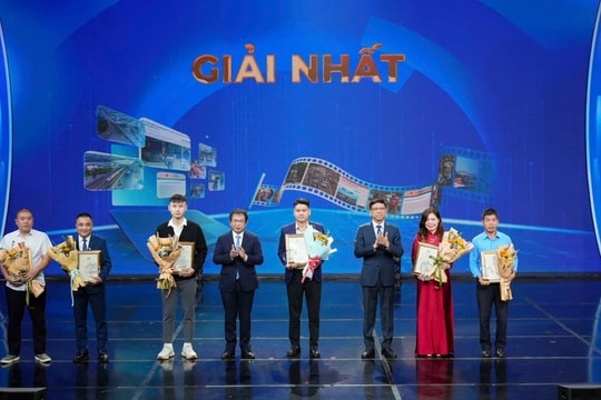 65 tác phẩm được trao giải thưởng “Báo chí tuyên truyền về an toàn giao thông năm 2024”