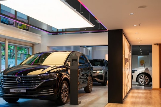 Volkswagen Viloran được vinh danh giải thưởng Best Luxury MPV of the Year