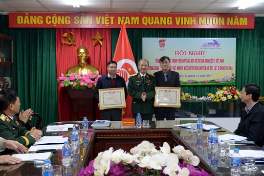33 hài cốt liệt sĩ được vận chuyển về quê hương bằng tàu hỏa