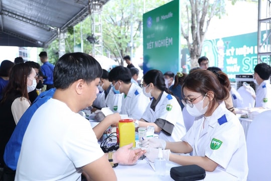TP Hồ Chí Minh: 3.000 suất khám sức khỏe "0 đồng" tại phố đi bộ Nguyễn Huệ