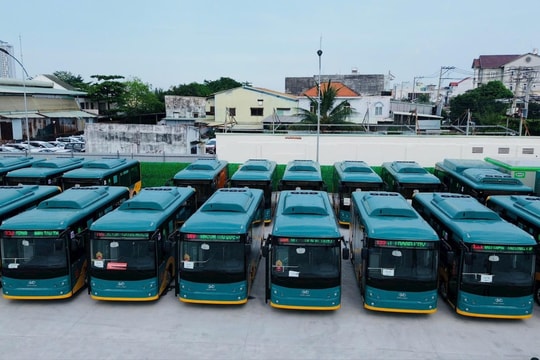 150 xe buýt điện chở khách trên tuyến metro Bến Thành - Suối Tiên sẵn sàng lăn bánh