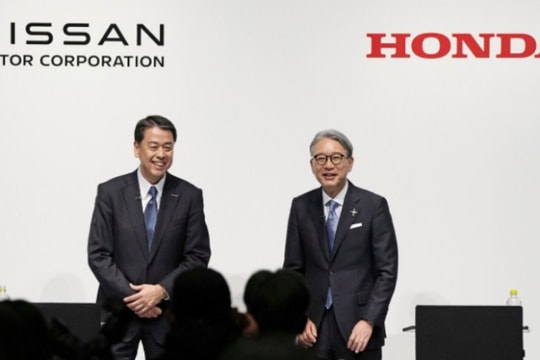 Nissan và Honda ký Biên bản Ghi nhớ xem xét hợp nhất kinh doanh