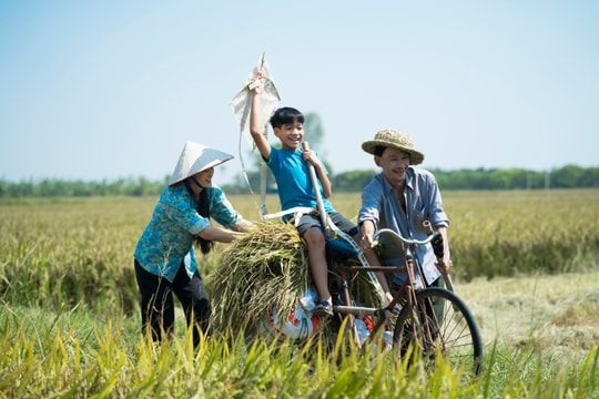 Phim ca nhạc “Miền nhớ” – tái hiện hành trình theo đuổi âm nhạc của Lê Vĩnh Toàn