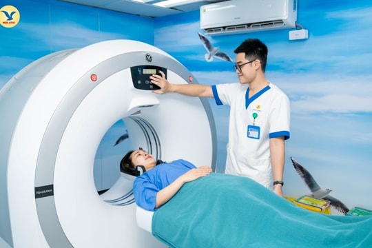 Đau gót chân lâu ngày không khỏi mới phát hiện bị viêm xương tủy