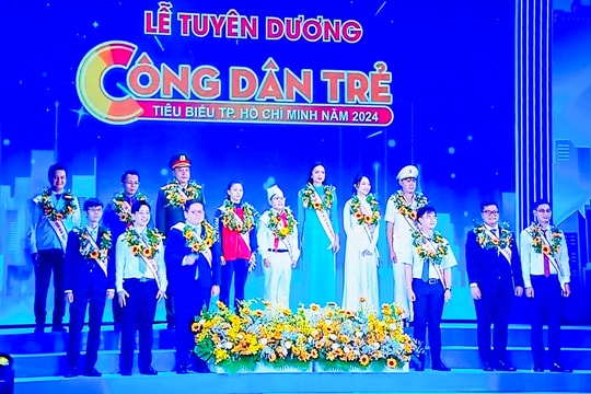 Tuyên dương 14 công dân trẻ tiêu biểu thành phố Hồ Chí Minh